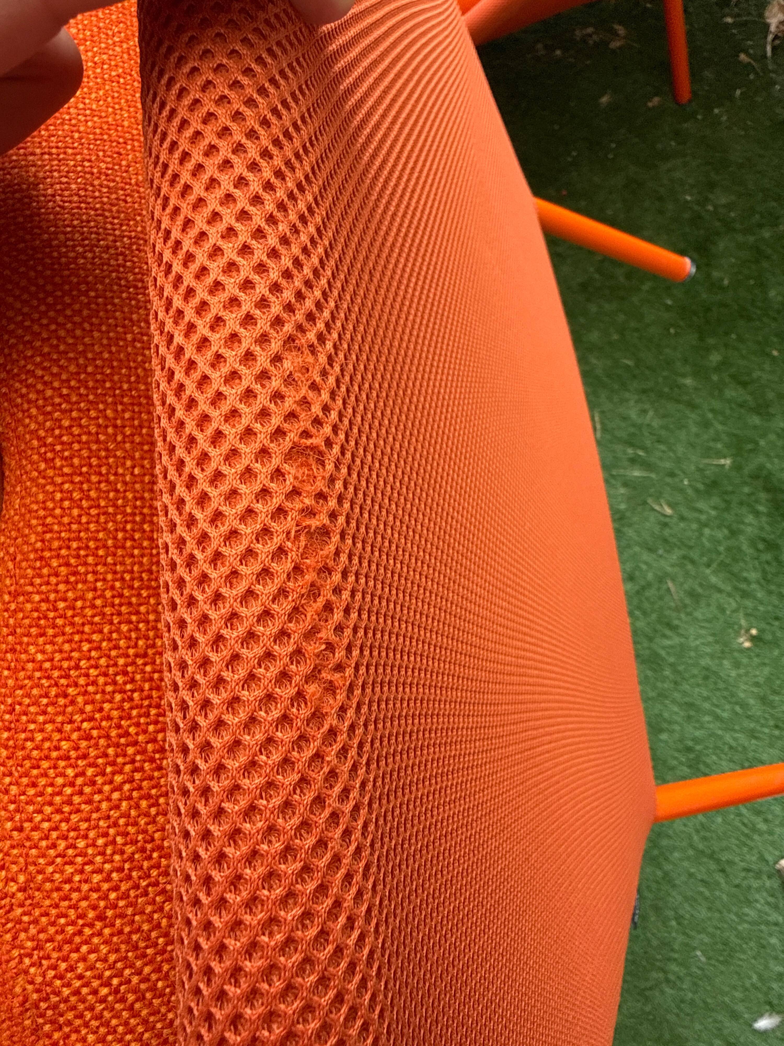 Pair of Offecct Netframe armchairs - Scandinavian Design