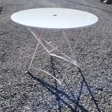 Folding garden table
