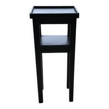 Petite table d'appoint Art Déco noire en bois, 1930s — compacte et élancée