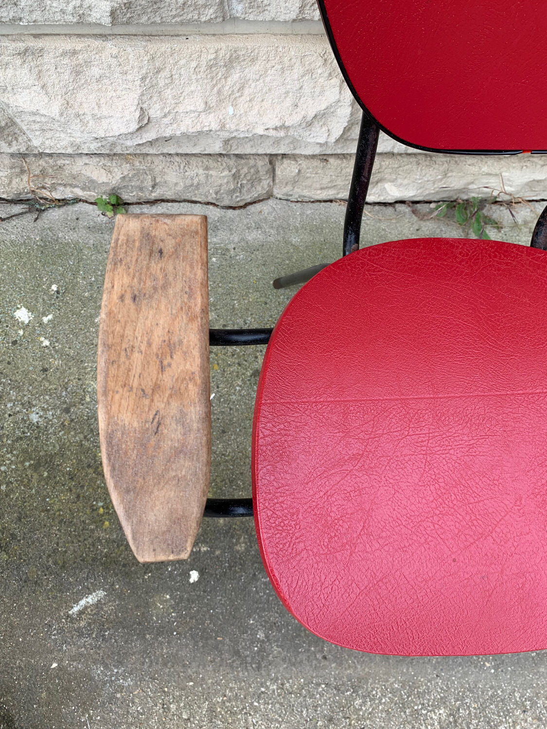 Fauteuil de bureau en métal bois et skaï 1950