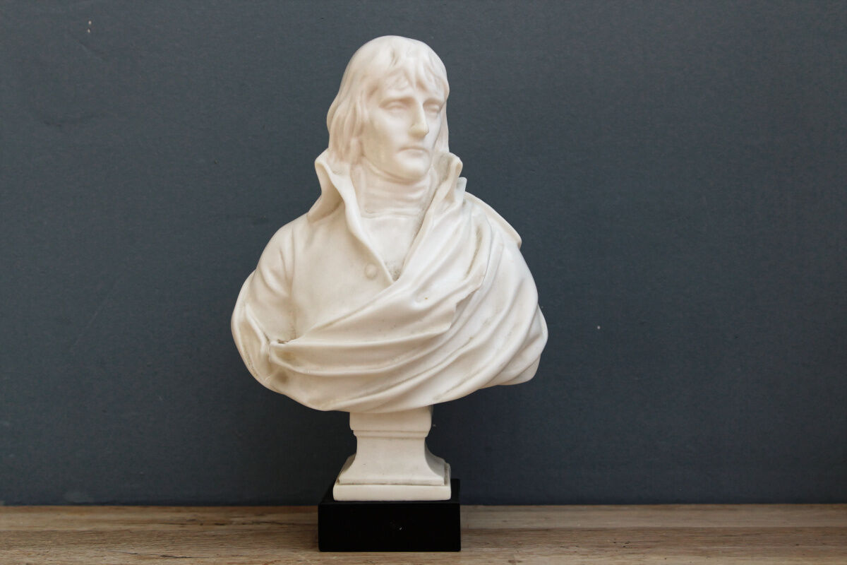 Bust Napoleon in alabaster