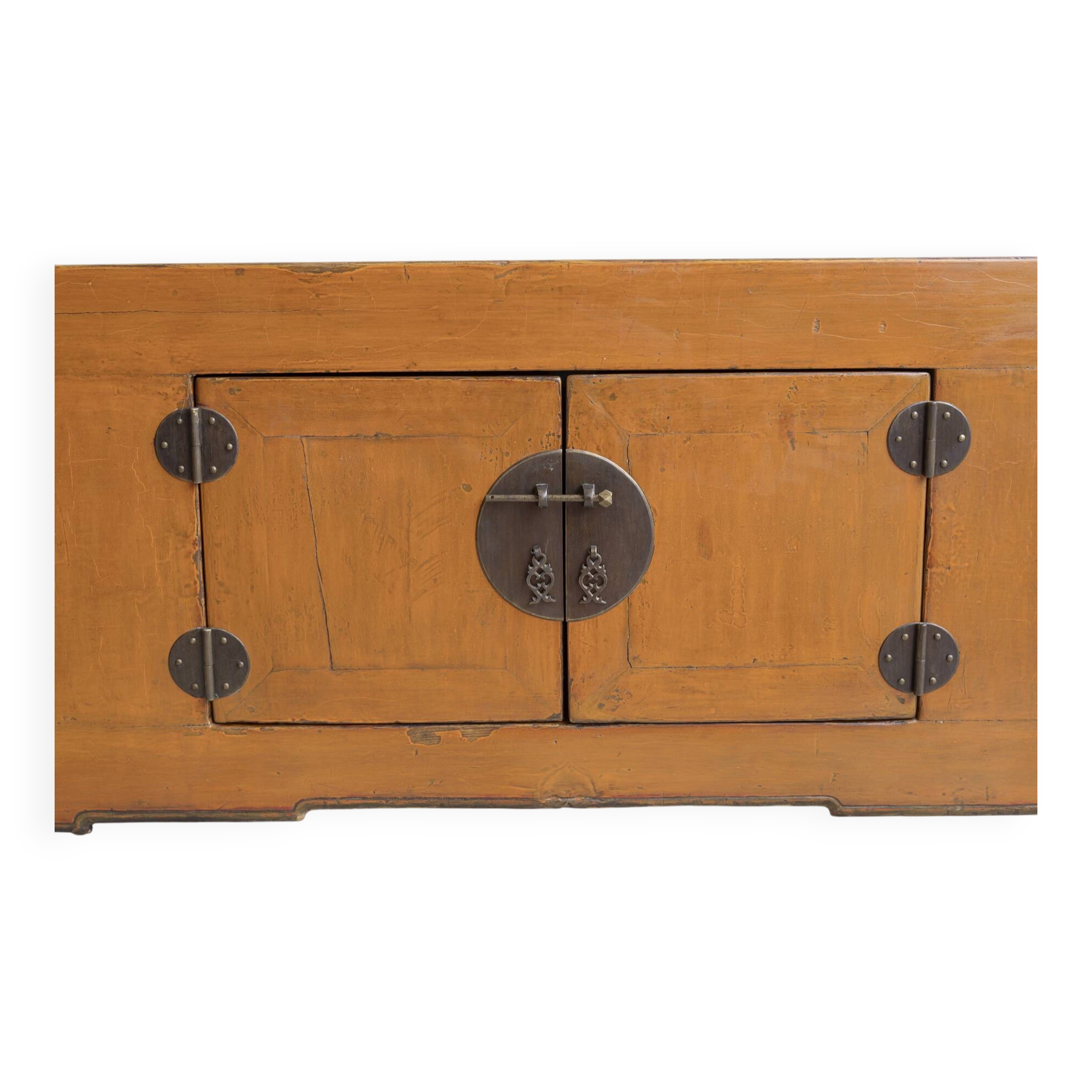 Low enfilade in orange lacquered elm