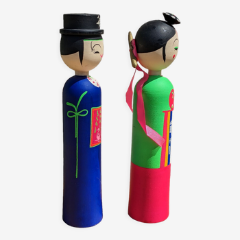 Poupée kokeshi en couple