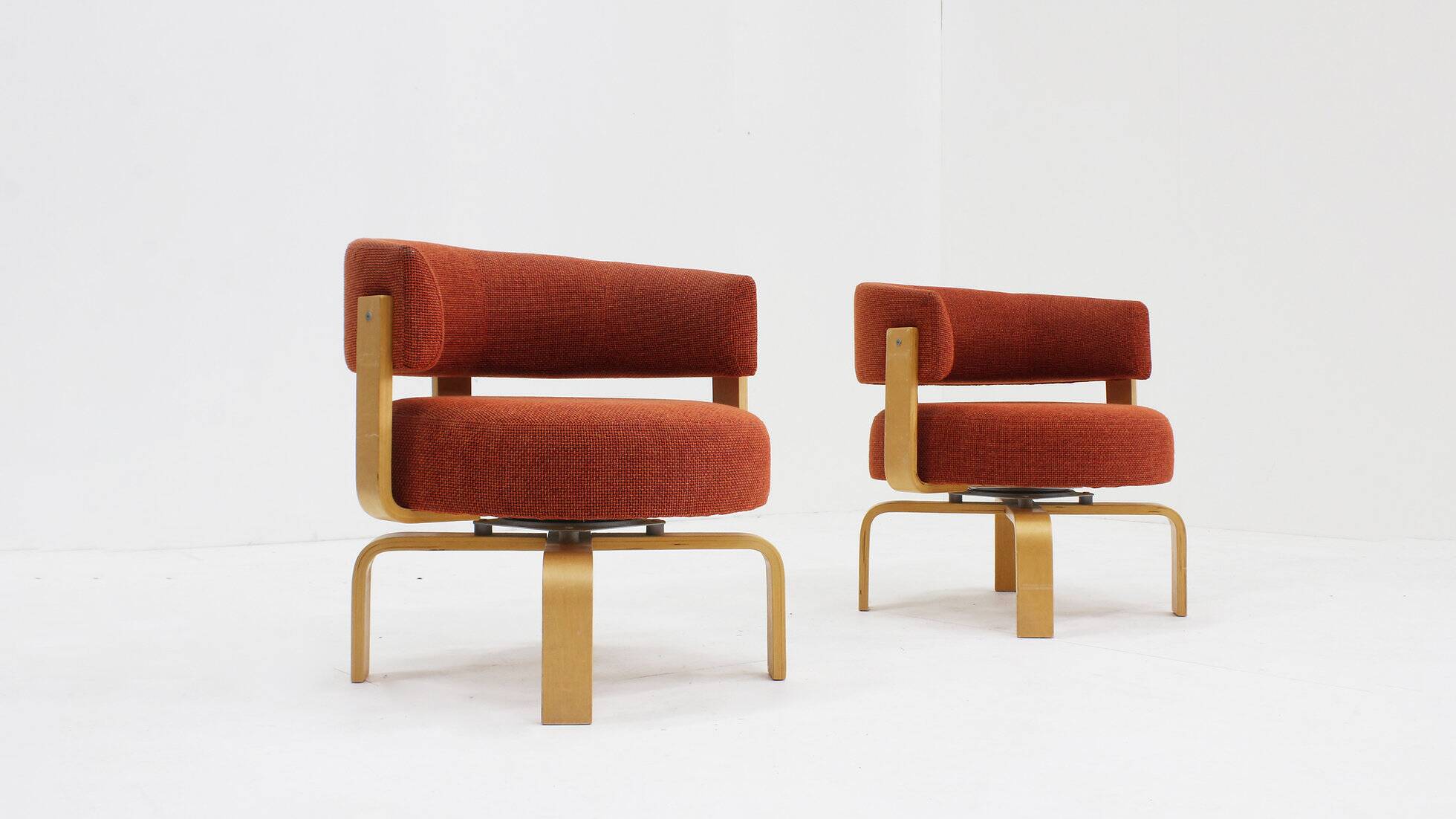 Set Fridene swivel armchairs by Carina Bengs for Ikea