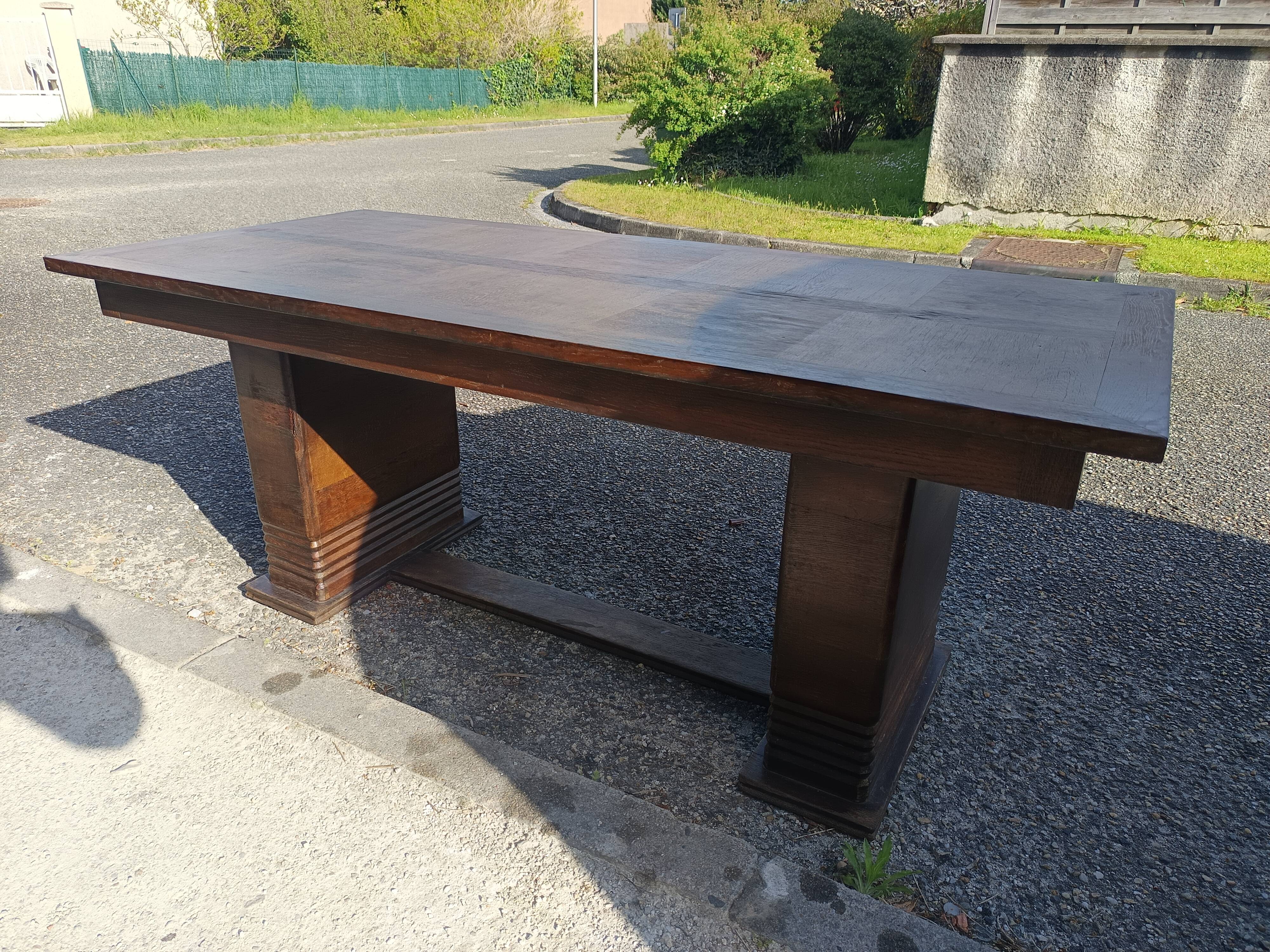 Art Deco dining table in solid oak – in the style of Dudouyt
