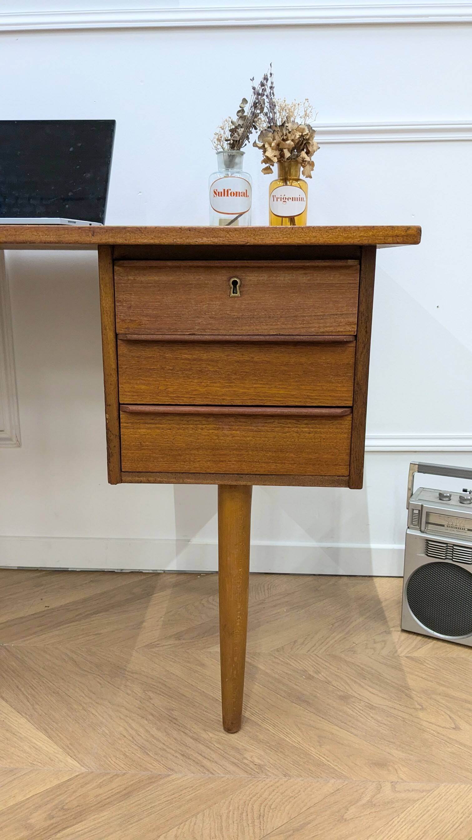 Bureau vintage scandinave