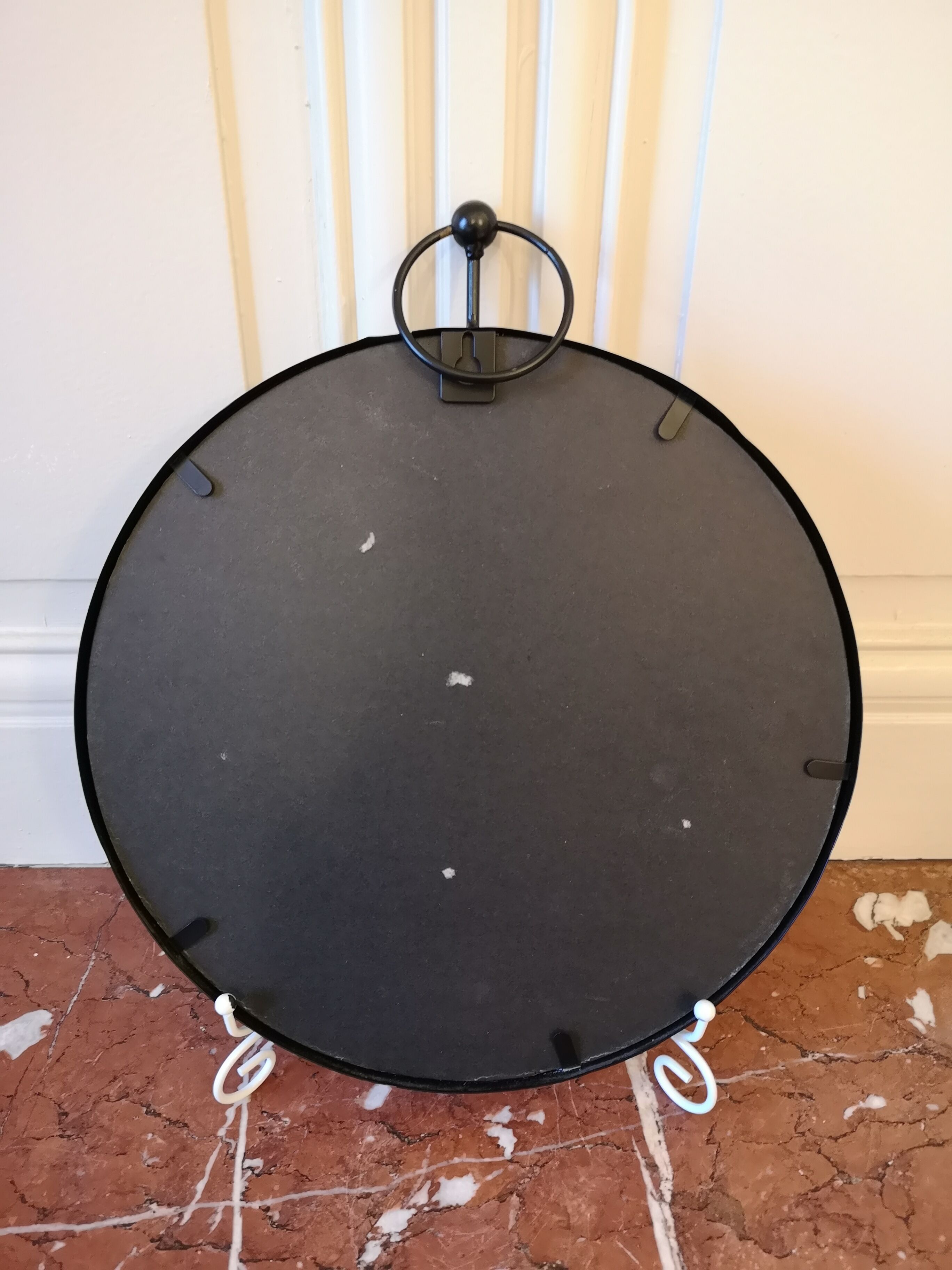 Round industrial style mirror to hang