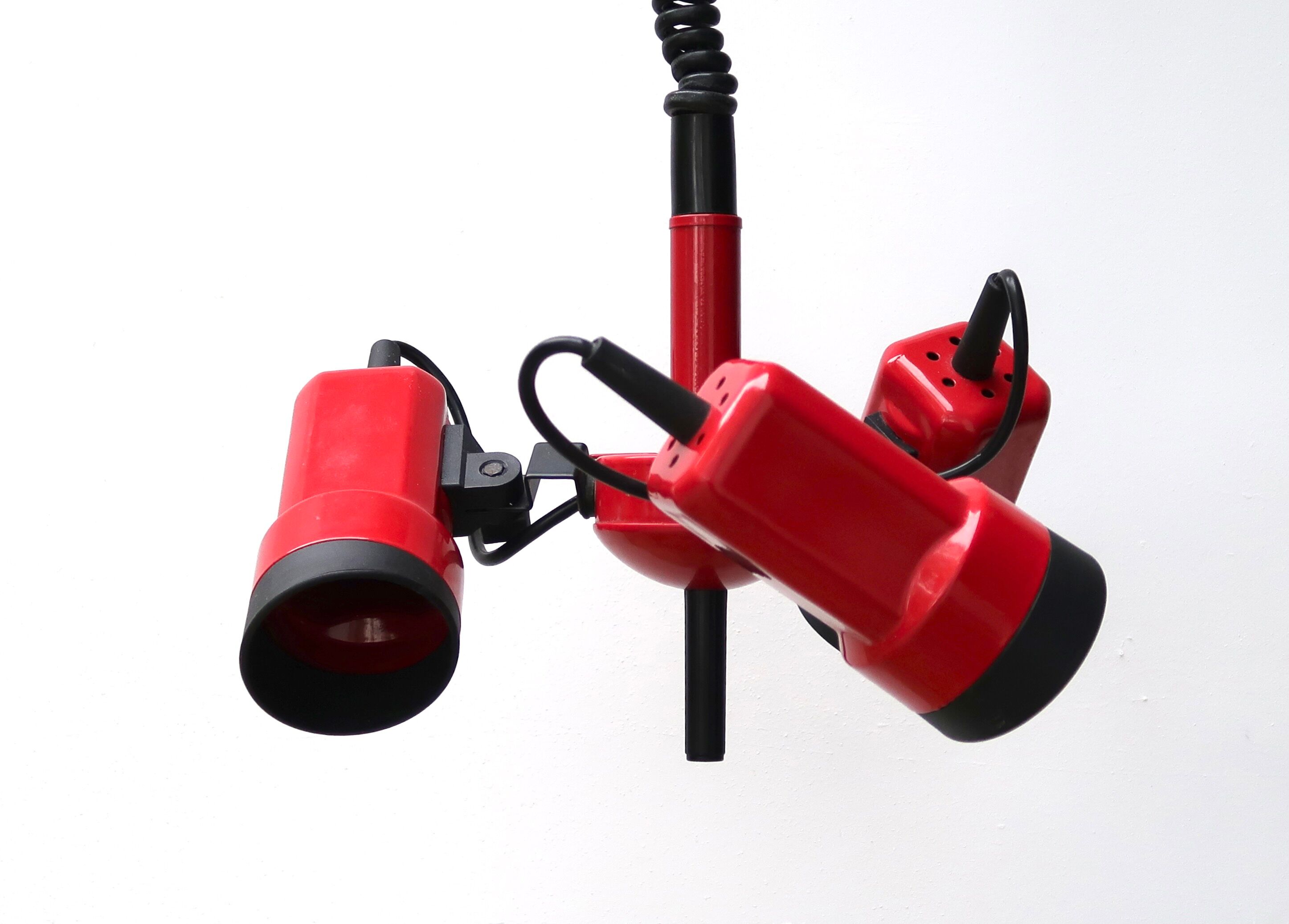 Suspension rises and falls red 3 spots, 80s