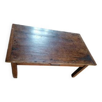 Table basse à tiroir en bois massif