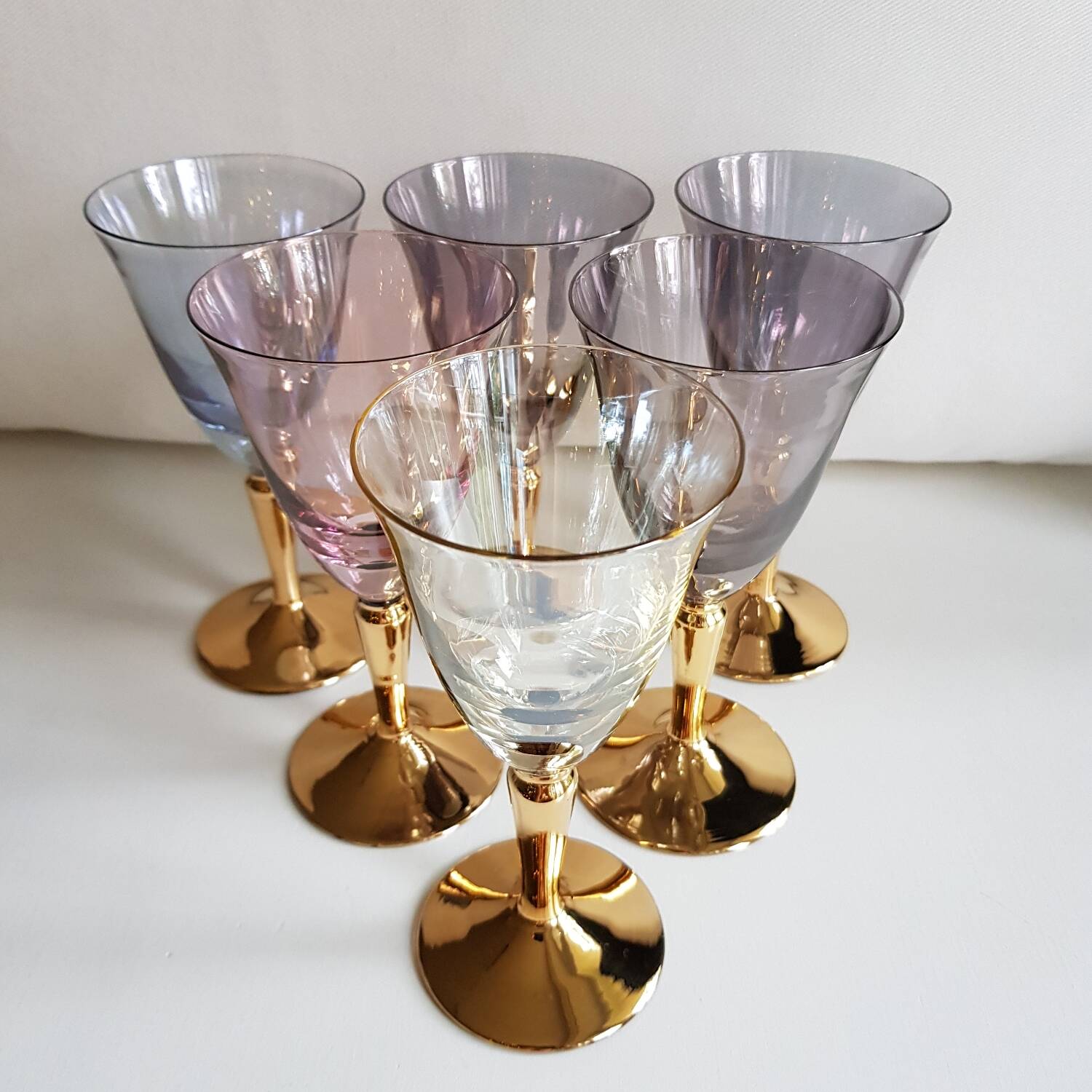 Ensemble de 6 verres à vin à tige en or irisé arlequin du milieu du siècle