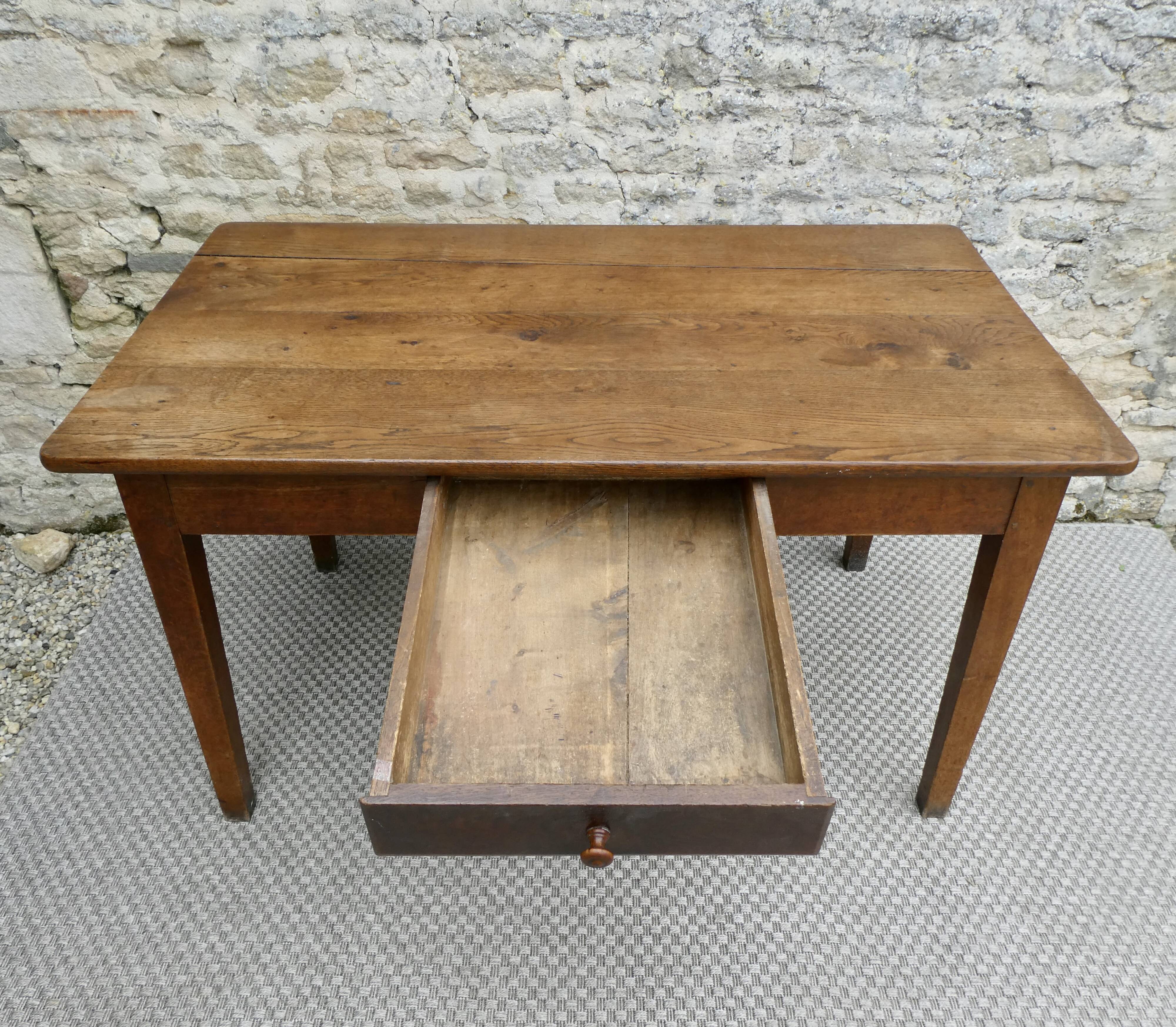 Solid wood farmhouse table 128 cm