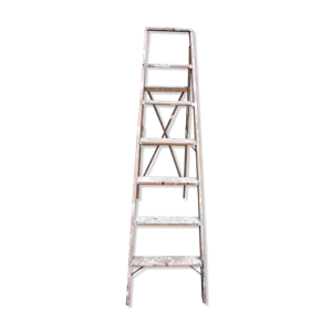 escabelle en bois 154
