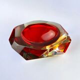 Red and yellow Sommerso ashtray by Seguso, faceted glass, Murano, Italy, 1970