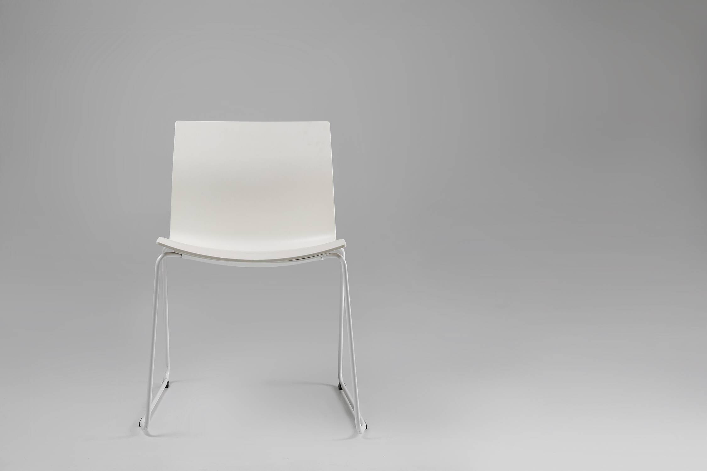 Mid-century white design chair with metal frame and plastic seat, Belgium