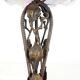 Lampe art deco en fer forgé et tulipe en verre moucheté
