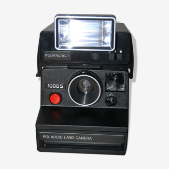 Polaroid Land Camera 1000 S