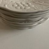 Set of 12 English earthenware plates Burleigh Davenport relief Vine leaf and strawberries