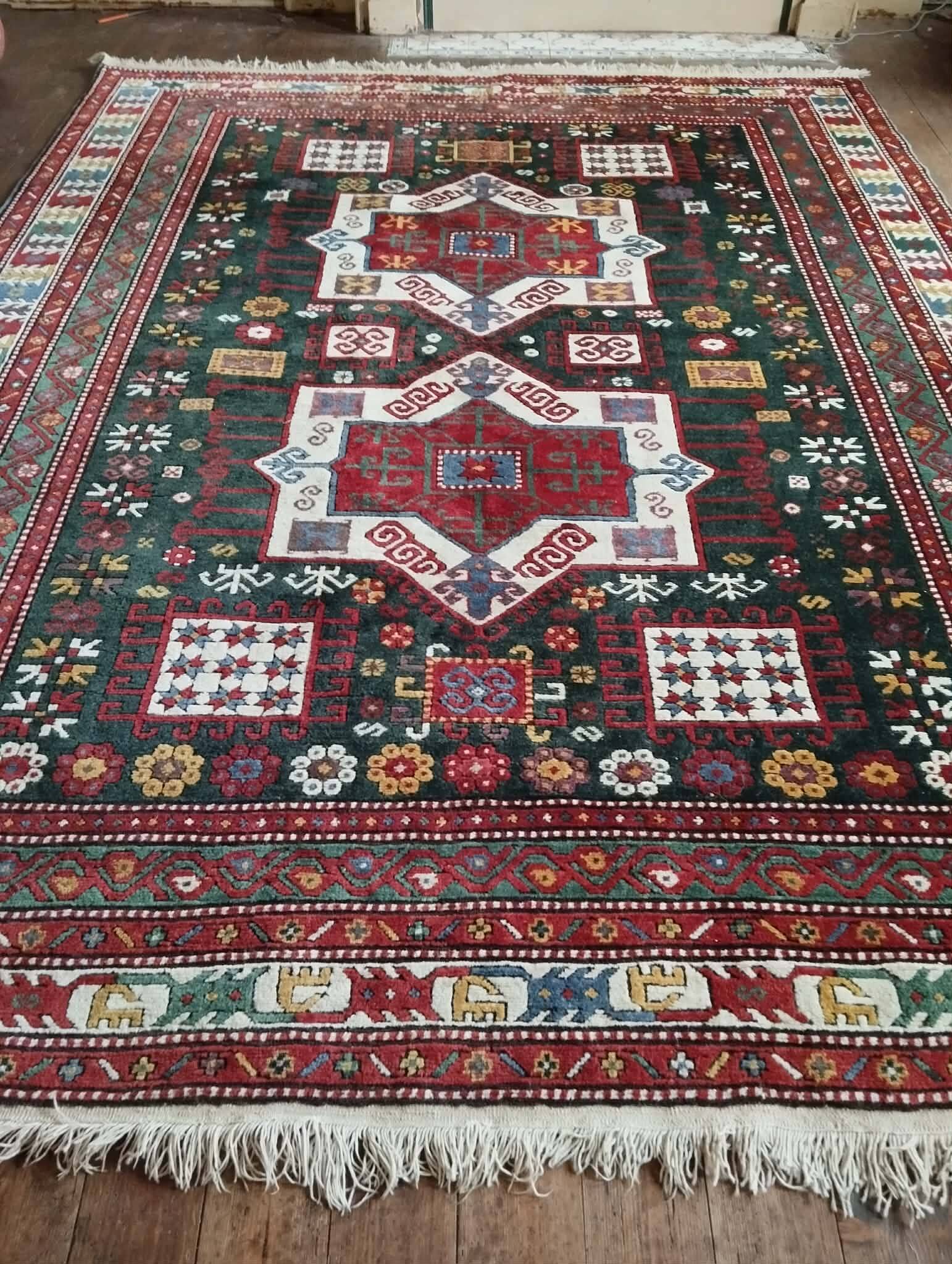 Handmade Caucasian Derbent rug 267x205cm