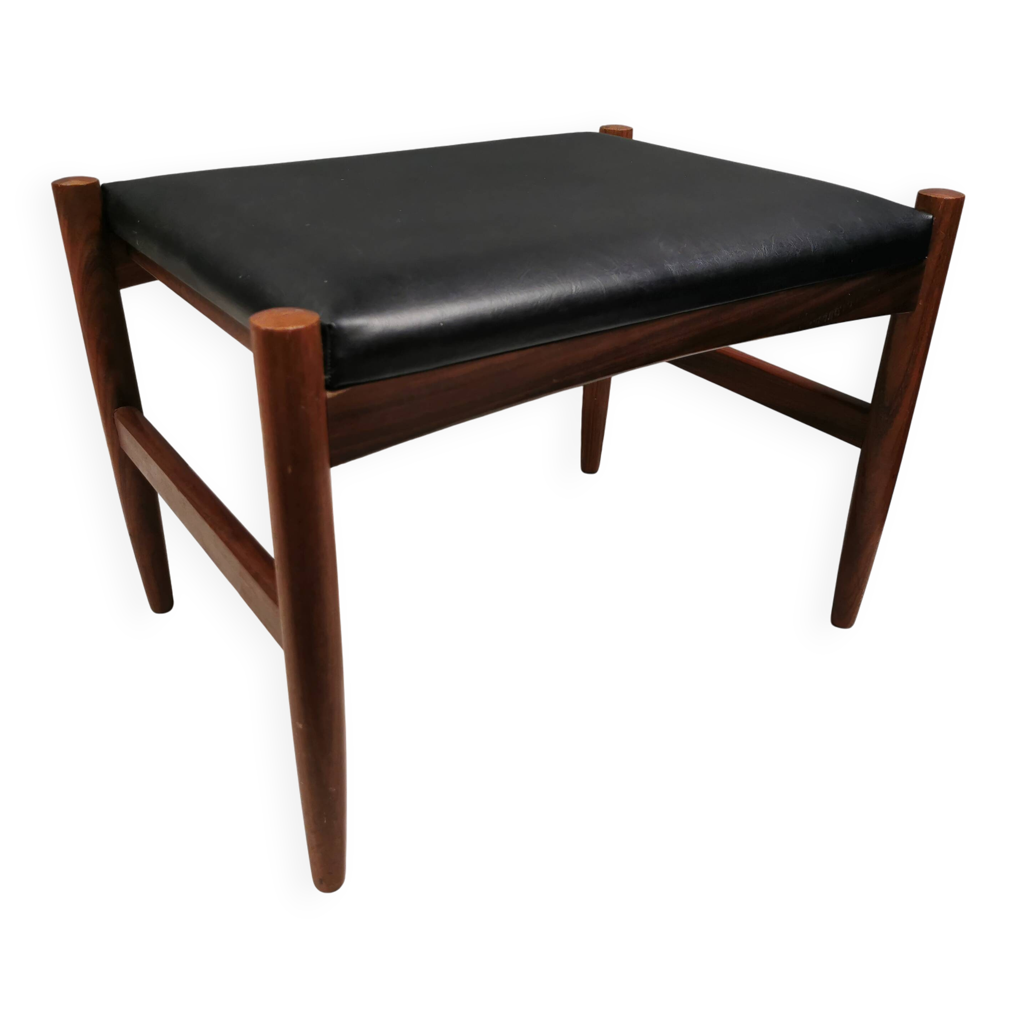 Pouf danois en teck et simili cuir noir 'Skai', années 1960-70.