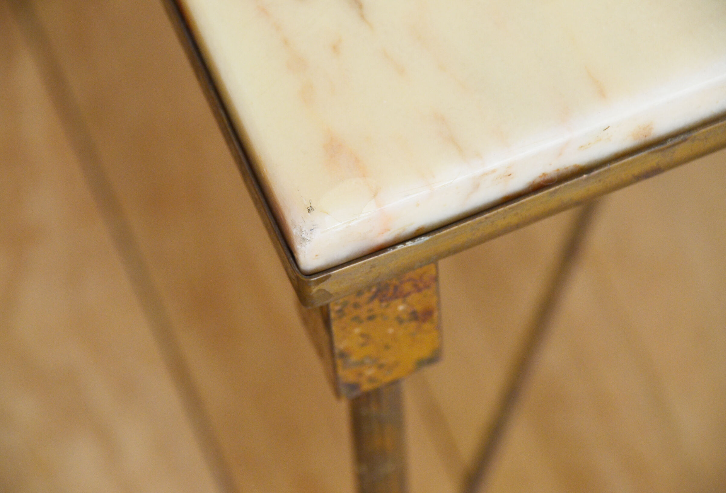 Tables gigognes en marbre vintage