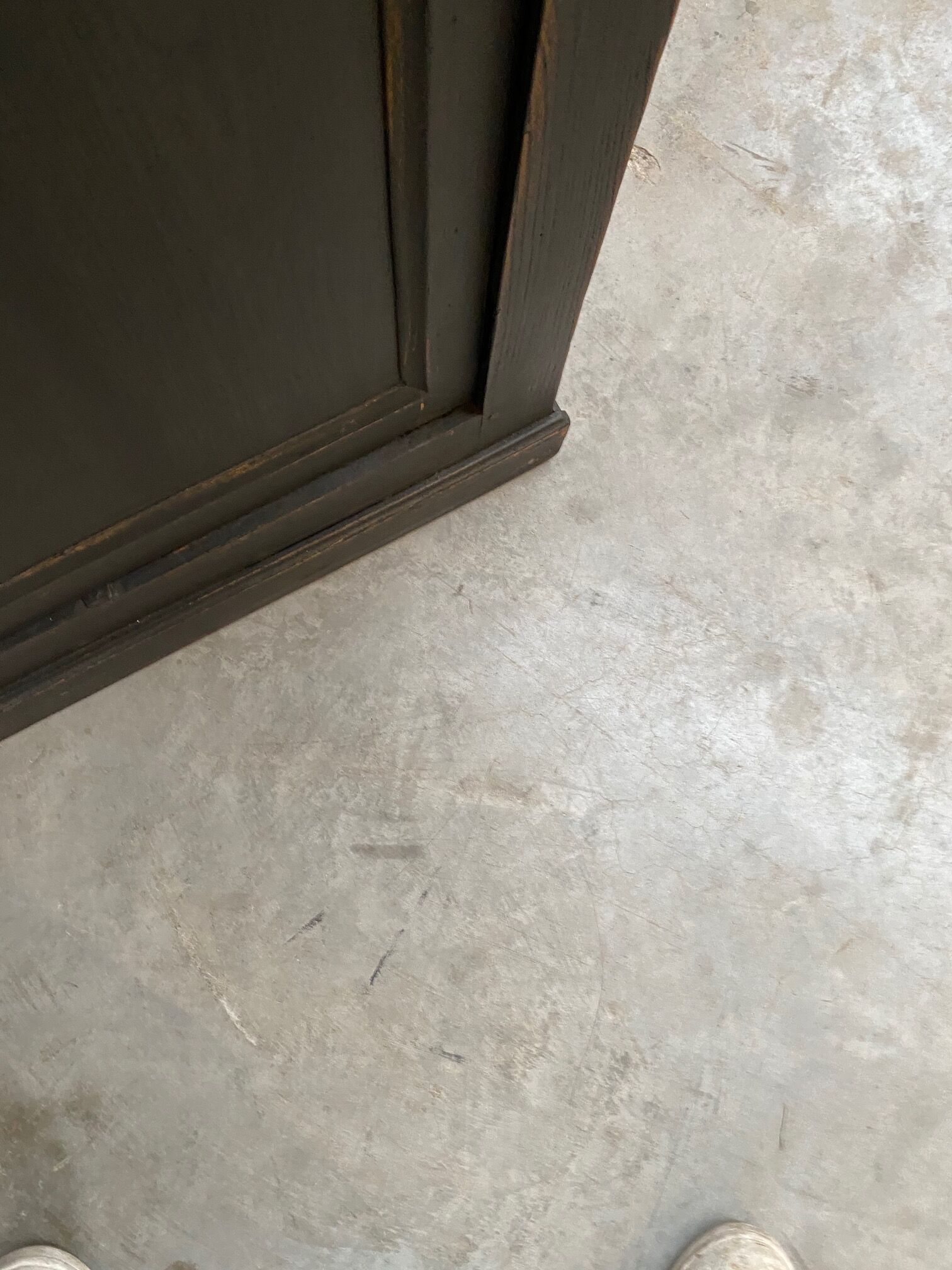 Buffet 2 doors early XXth