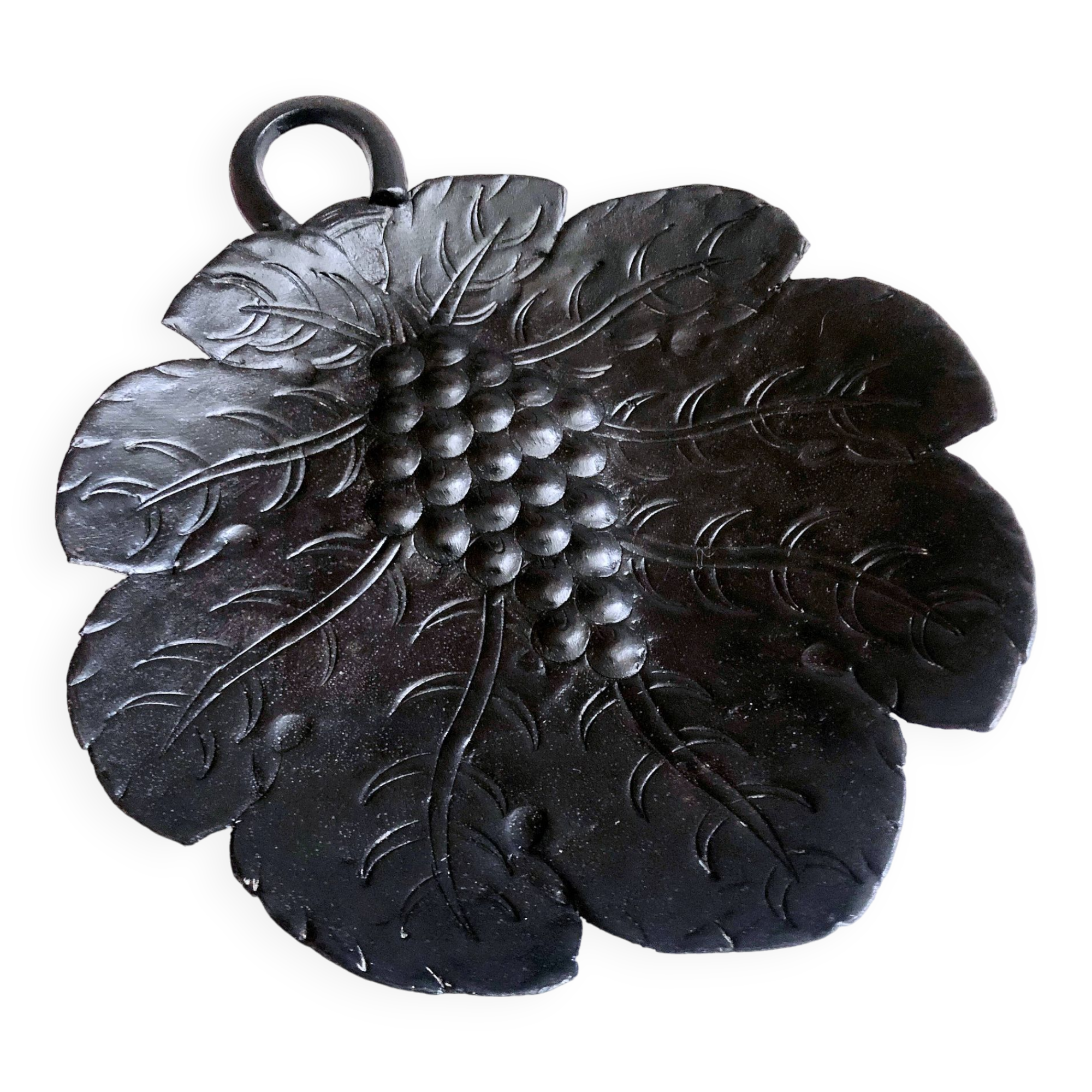 Artisanal embossed metal tripod dish