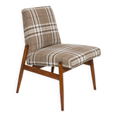 Fauteuil beige à carreaux en tissu, type 300-227, Europe, années 1960