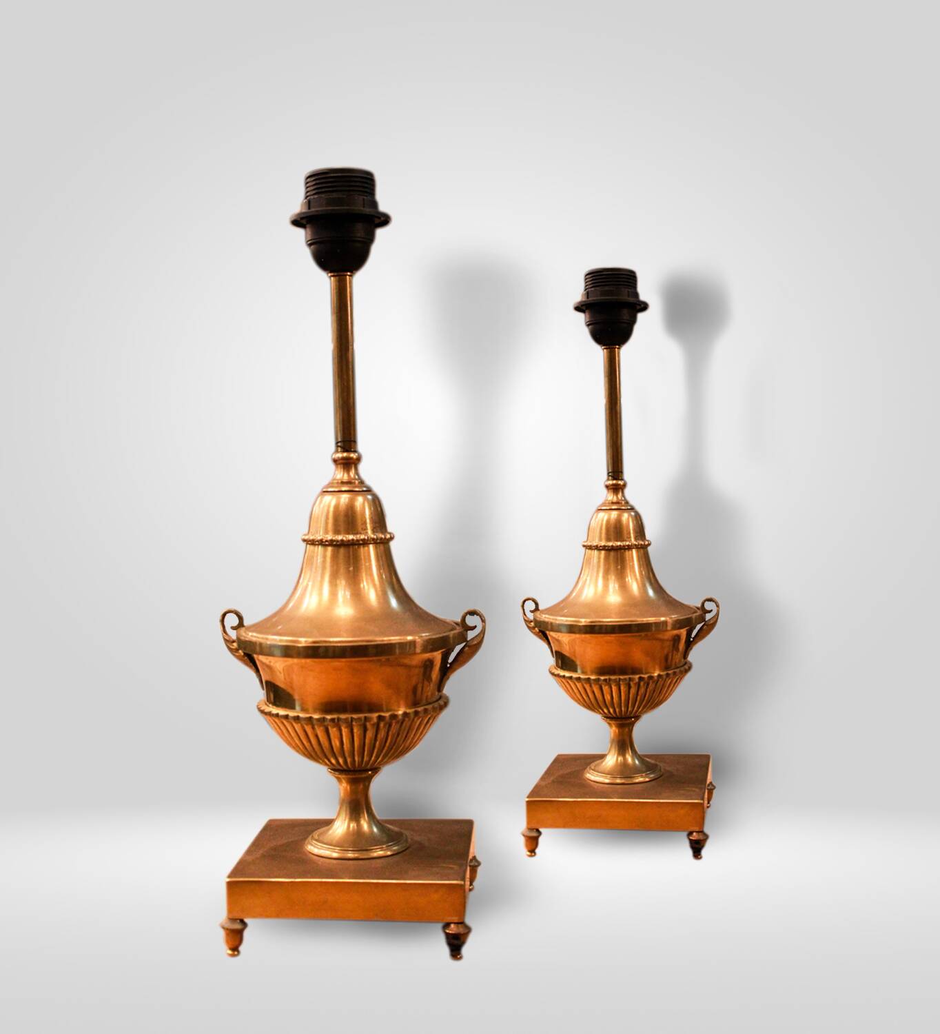 Pair of brass lamps in a classic design, 1950s