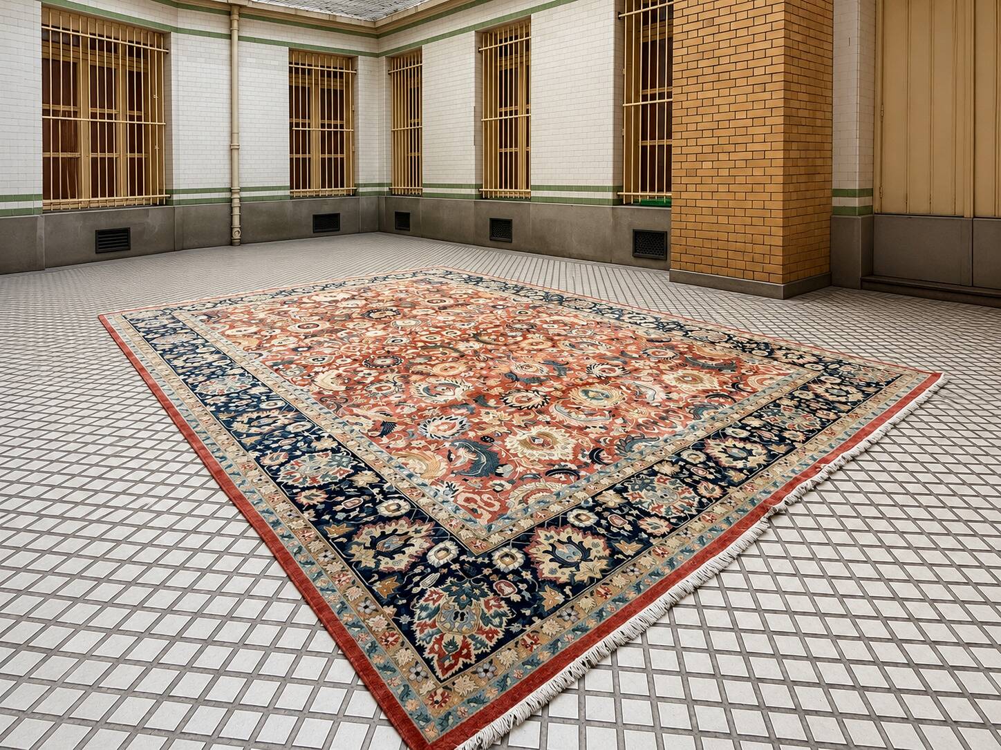 Tapis d’Orient noué main en laine, 360 x 500 cm