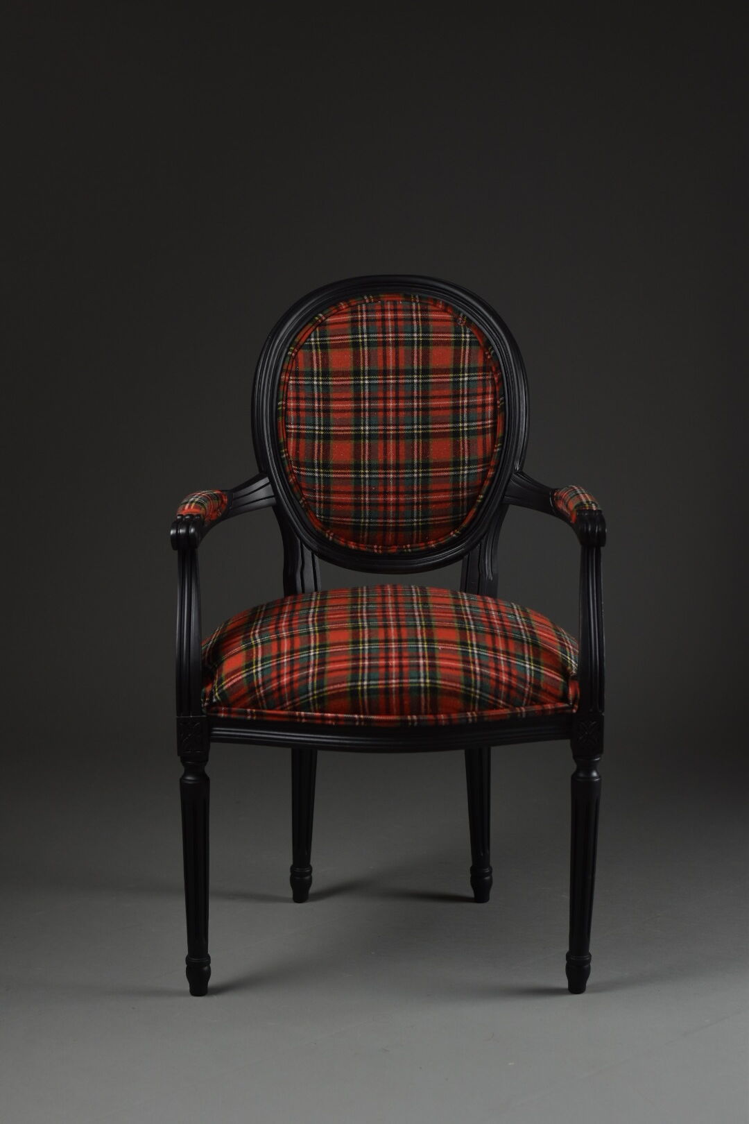 Medallion Chair with Tartan Fabric, Early XXth century