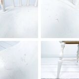 Chaise vintage en bois blanc avec dossier à barreaux, style maison de campagne