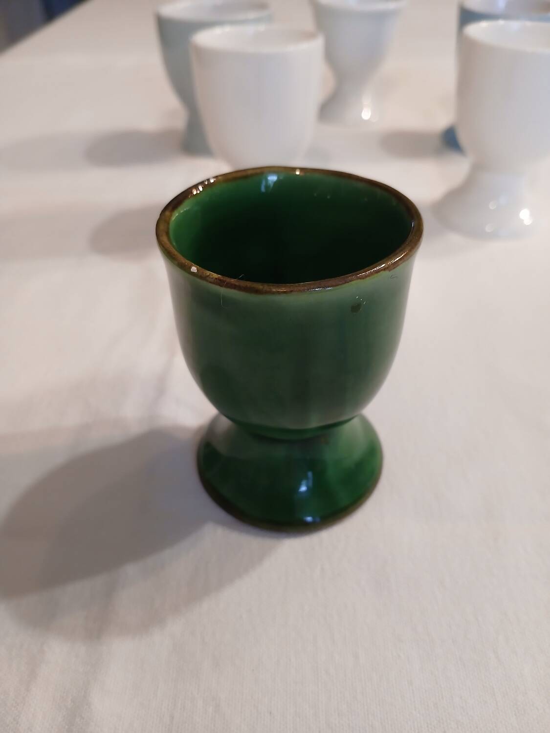 6 coquetiers anciens dépareillés