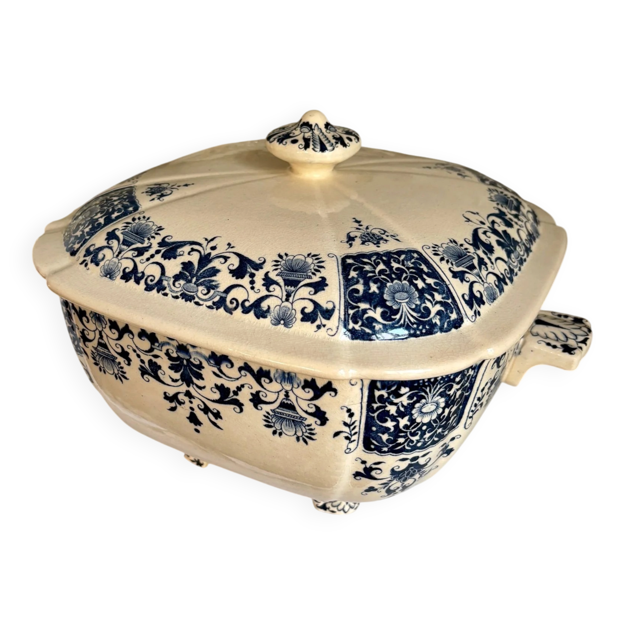 Gien ironstone soup tureen, "Blue Ibis" service.