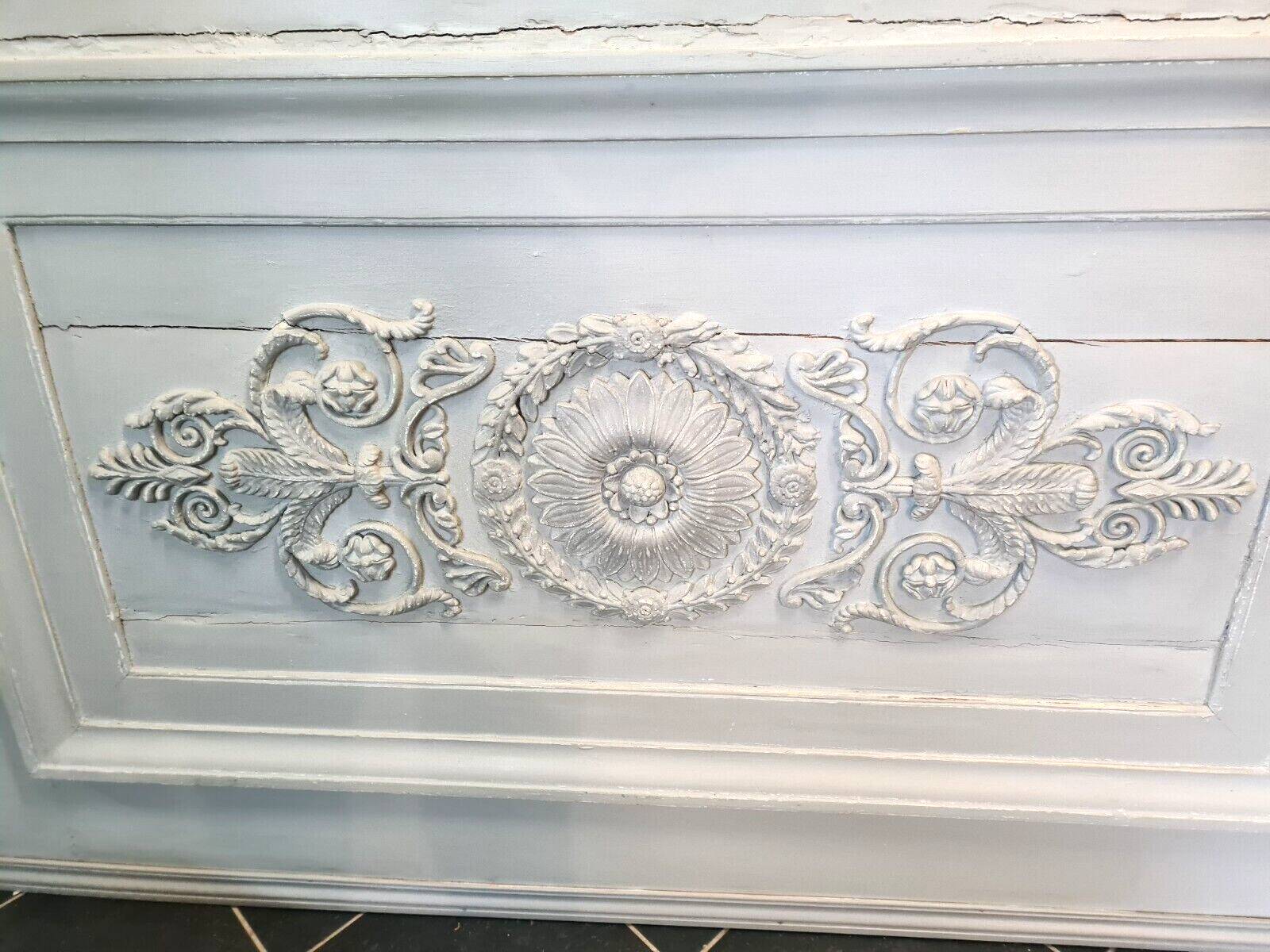 old woodwork / carved panel