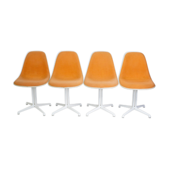 Set of 4 Hermann Miller Fehlbaum production chairs