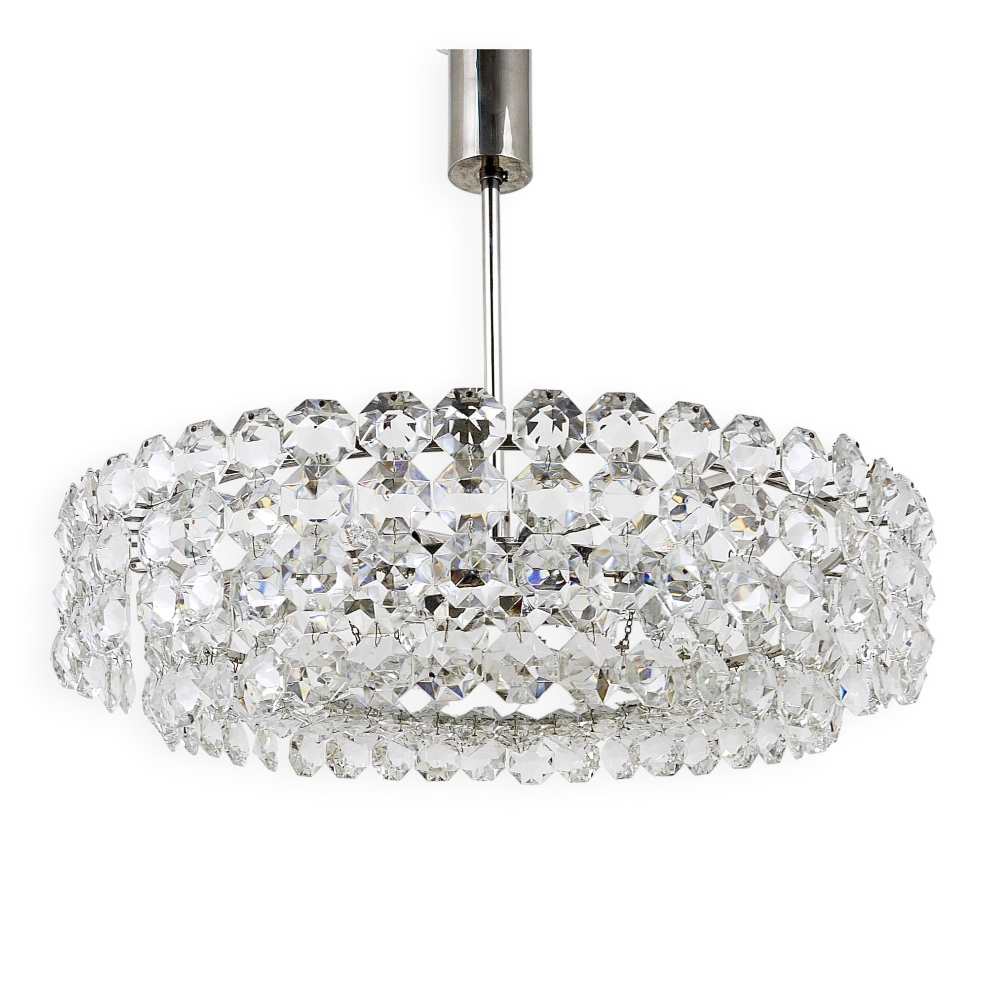 Grand chandelier Bakalowits in nickel and glass with diamond-shaped crystals, 1960s.