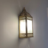 Lantern wall light