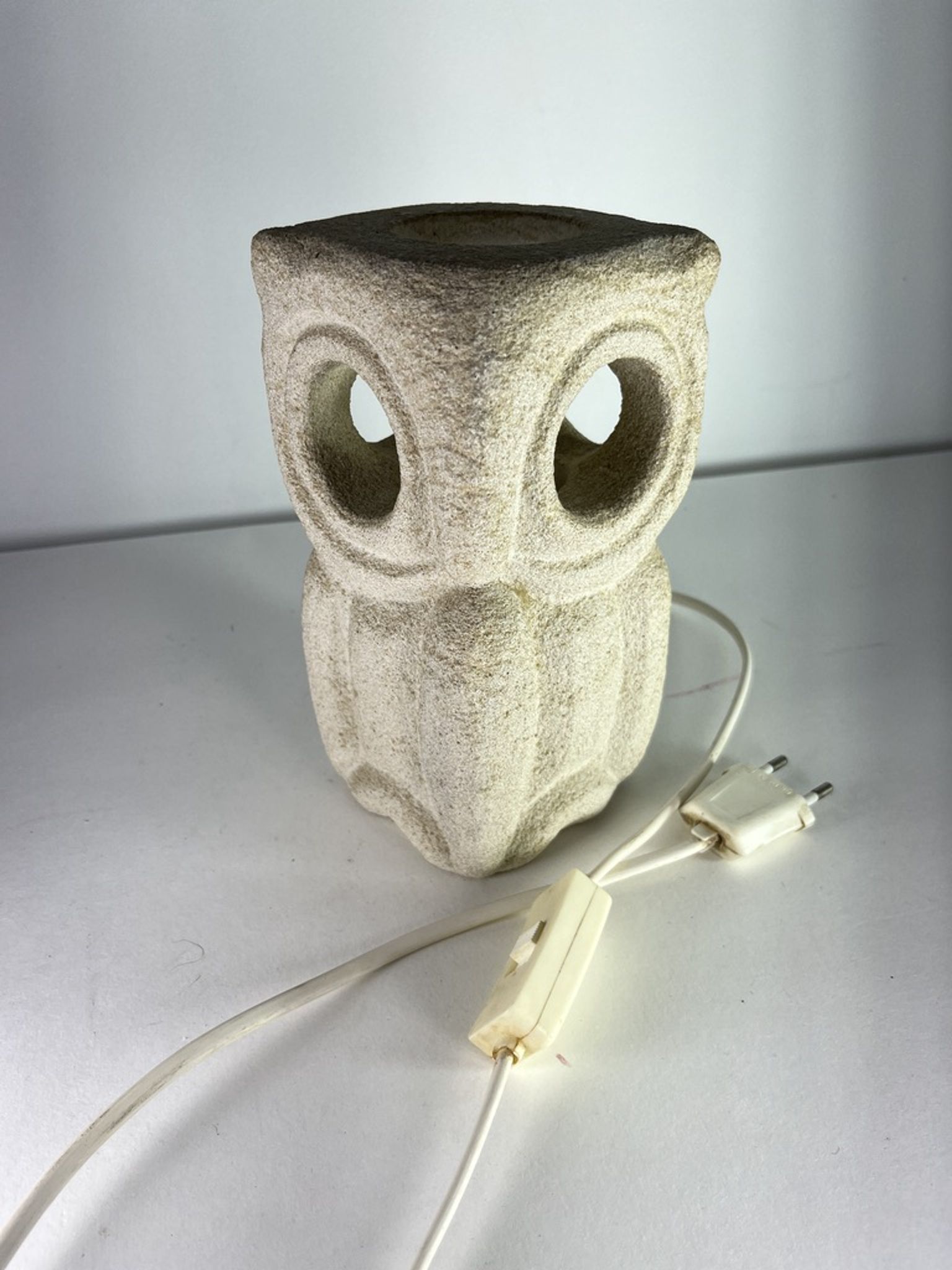 Albert Tormos Lamp in Stone Sculpture Owl or Owl France 1960/70