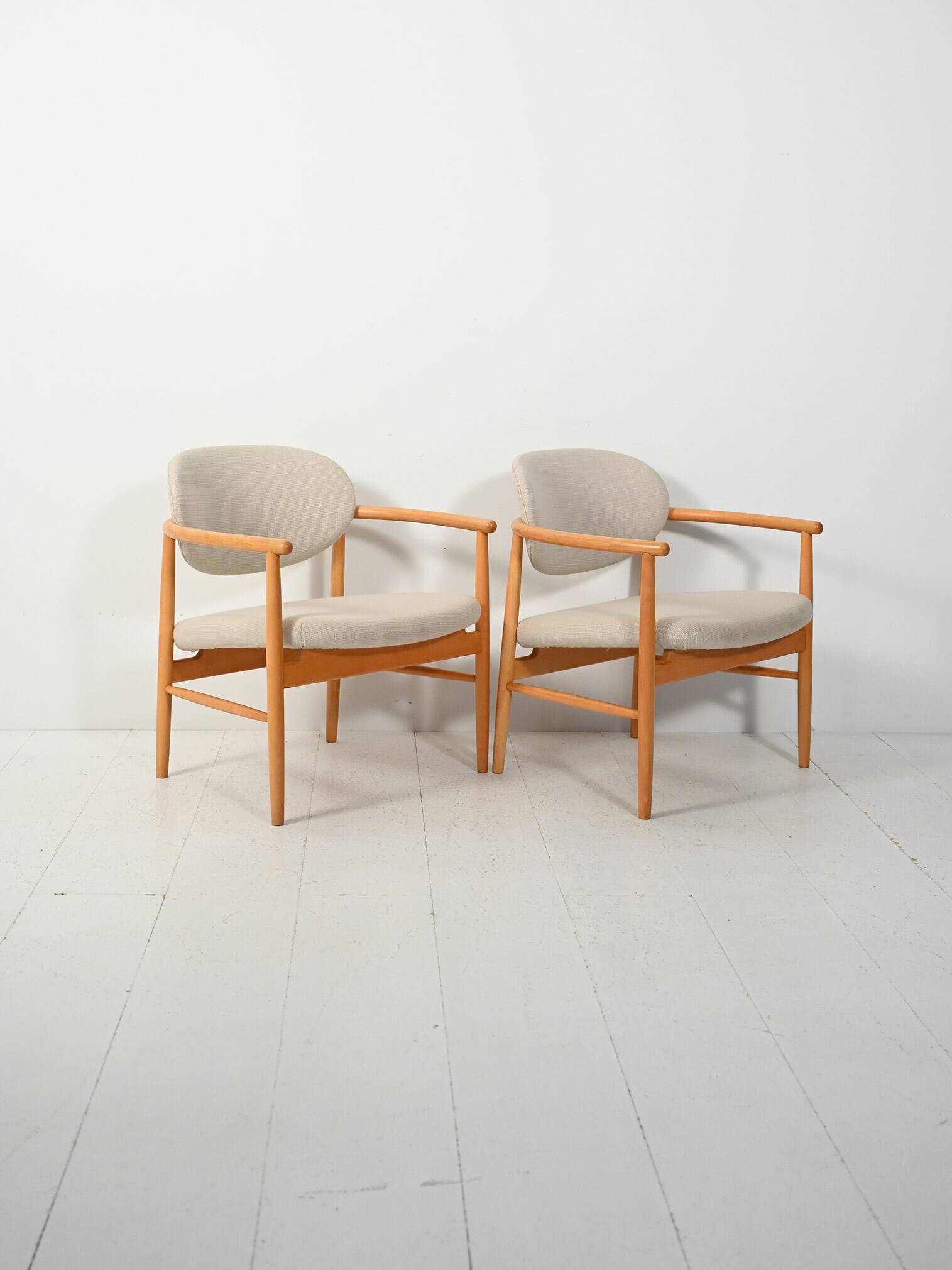 Paire de fauteuils "Pluto" par Alf Svensson