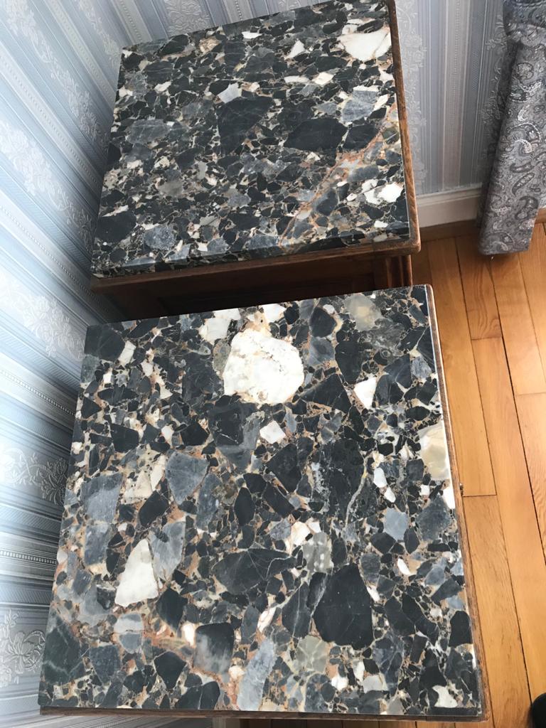 Set of 2 old oak bedside tables above black marble plaque