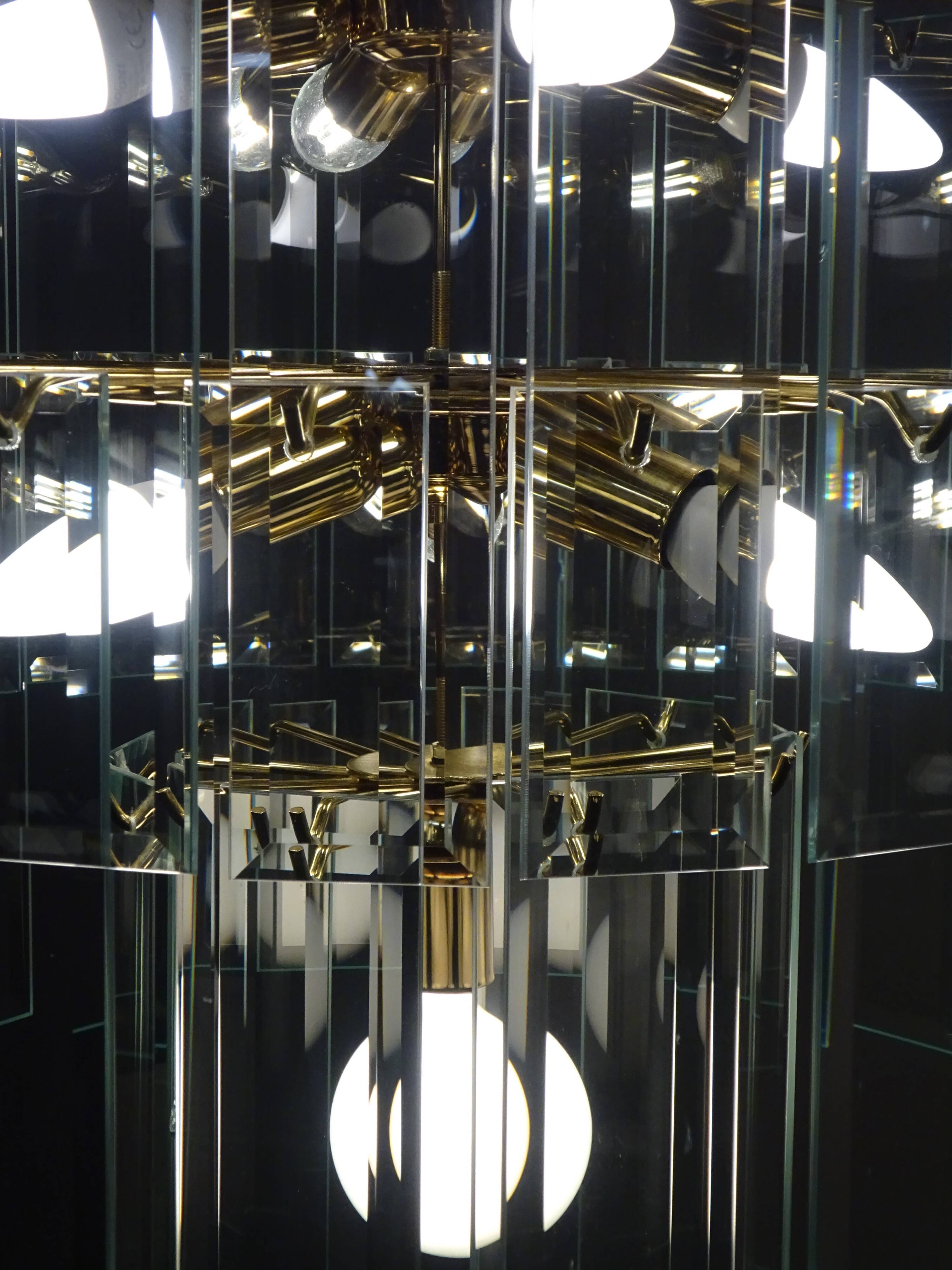 Large chandelier, 46 hanging beveled glass plates