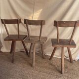 Set of three wooden tripod chairs in oak, raw art.