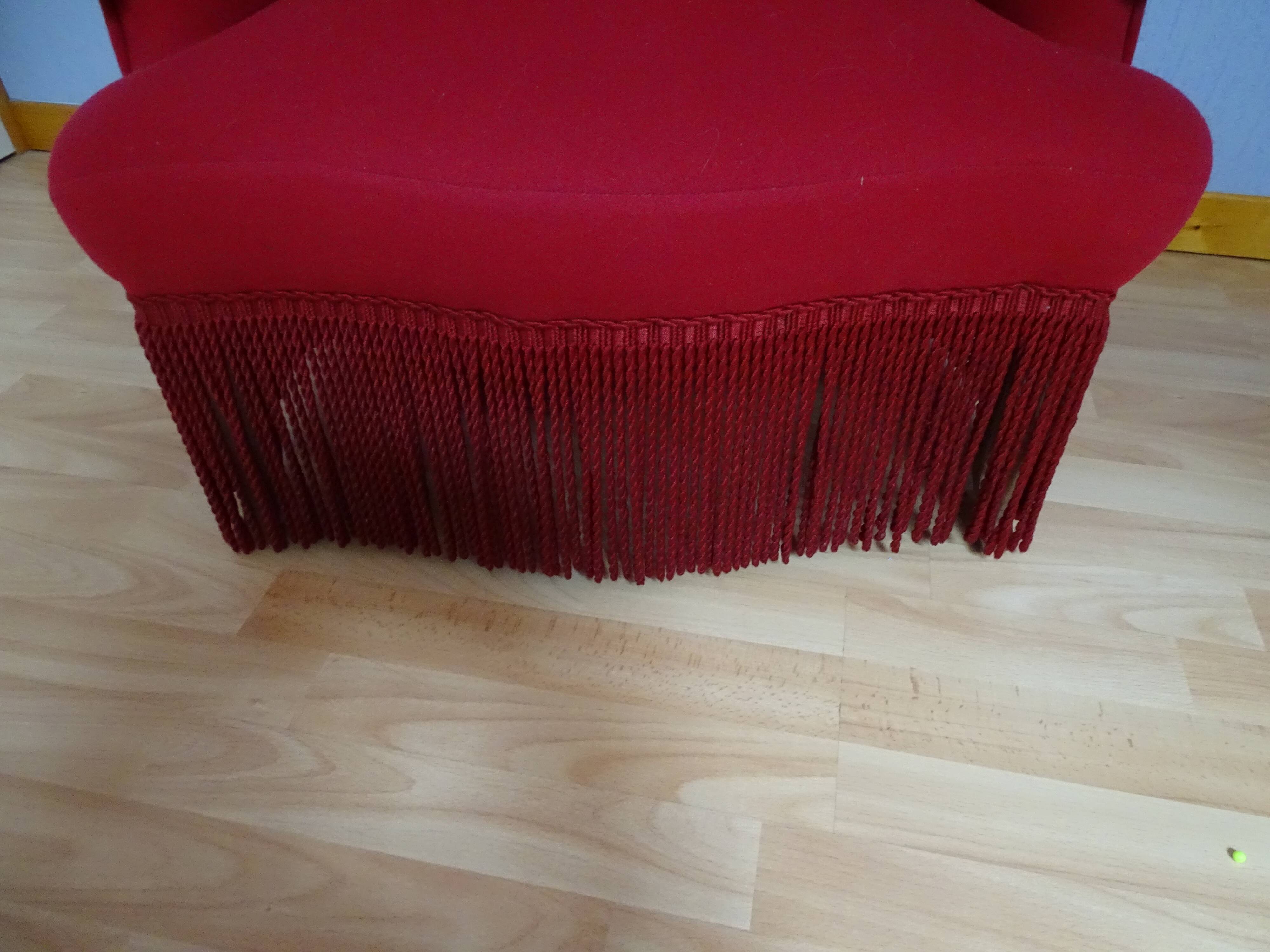 Red toad armchair vintage top