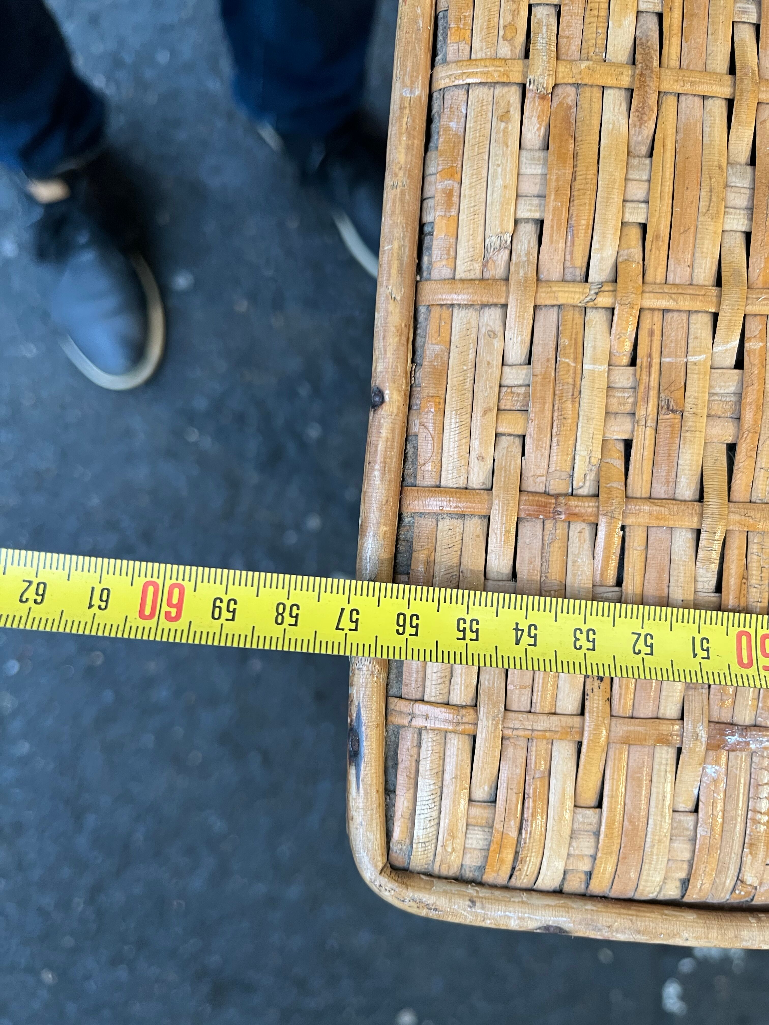 Rattan table