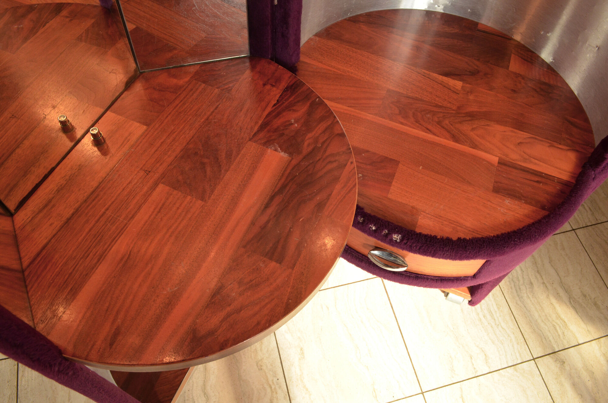 70's moumoutte dressing table, distributed by Roche Bobois
