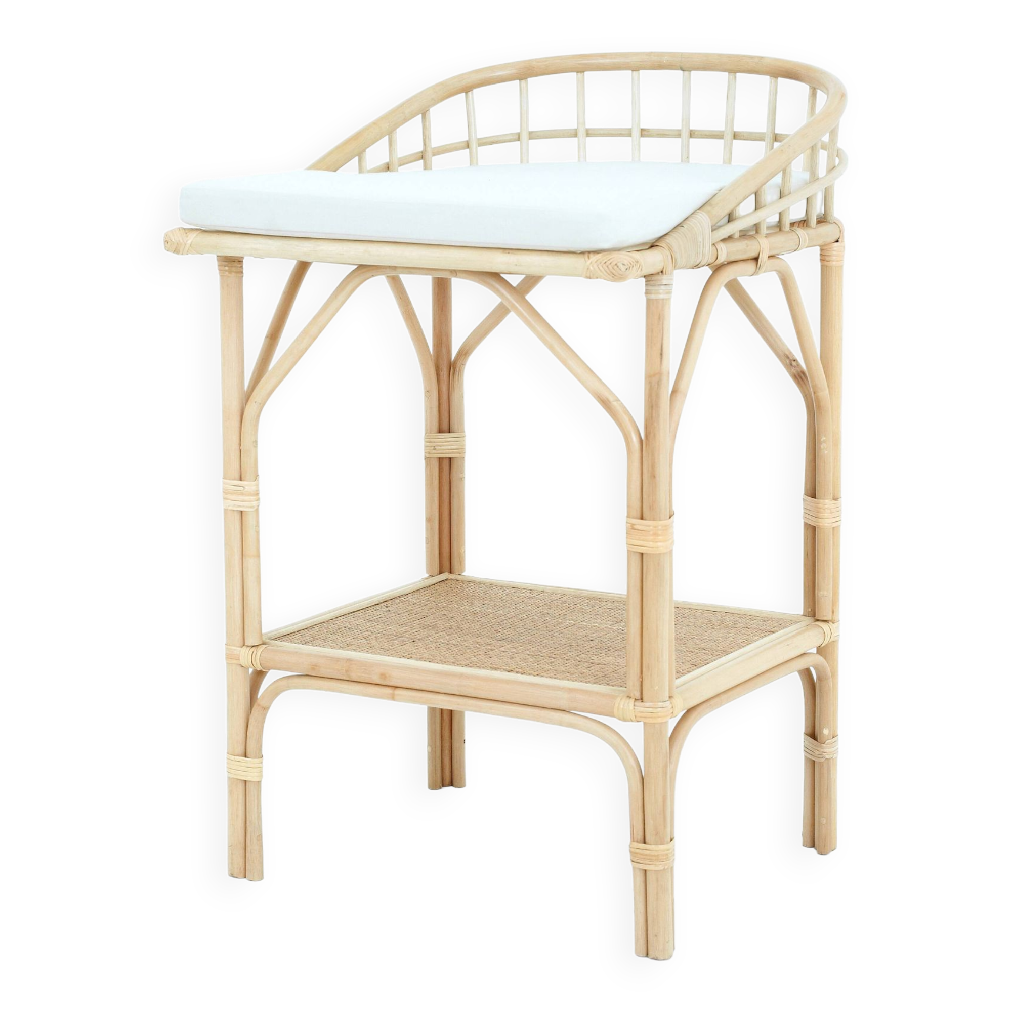 Runa rattan changing table