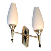 Small two-light wall lamp, white opaline and gilded brass, Circa 1960.