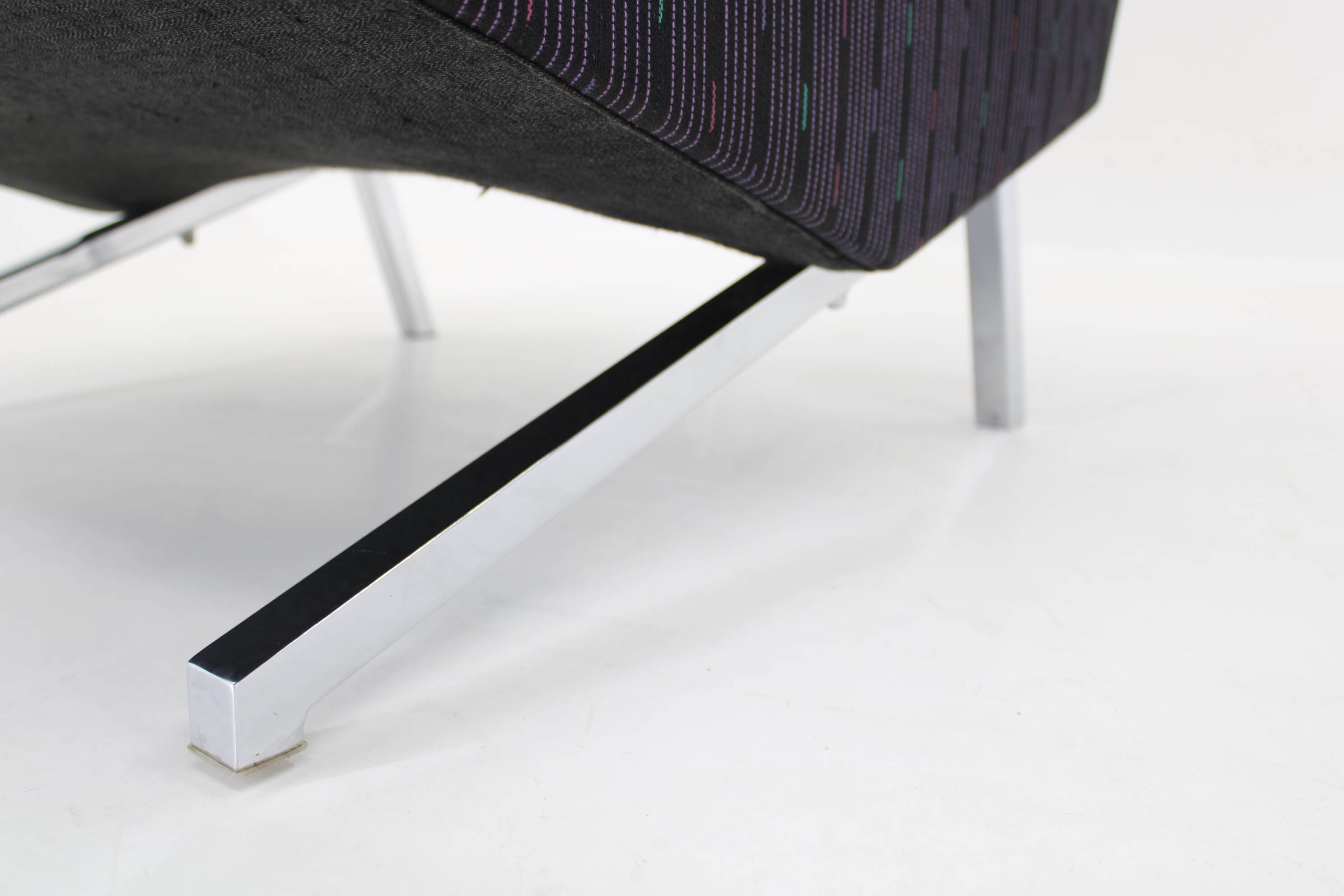 1970s Pair of Italian Design Armchairs