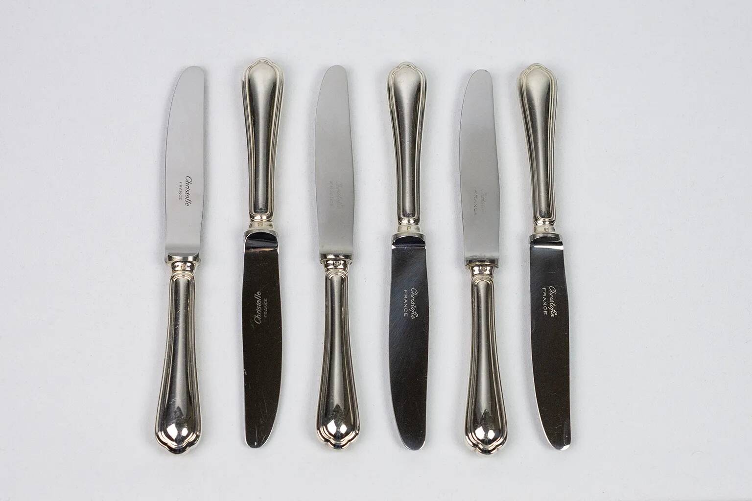Christofle – 12 silver-plated dessert knives, Spatours model