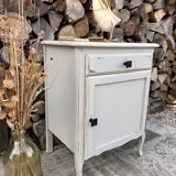 Meuble de rangement ancien rénové